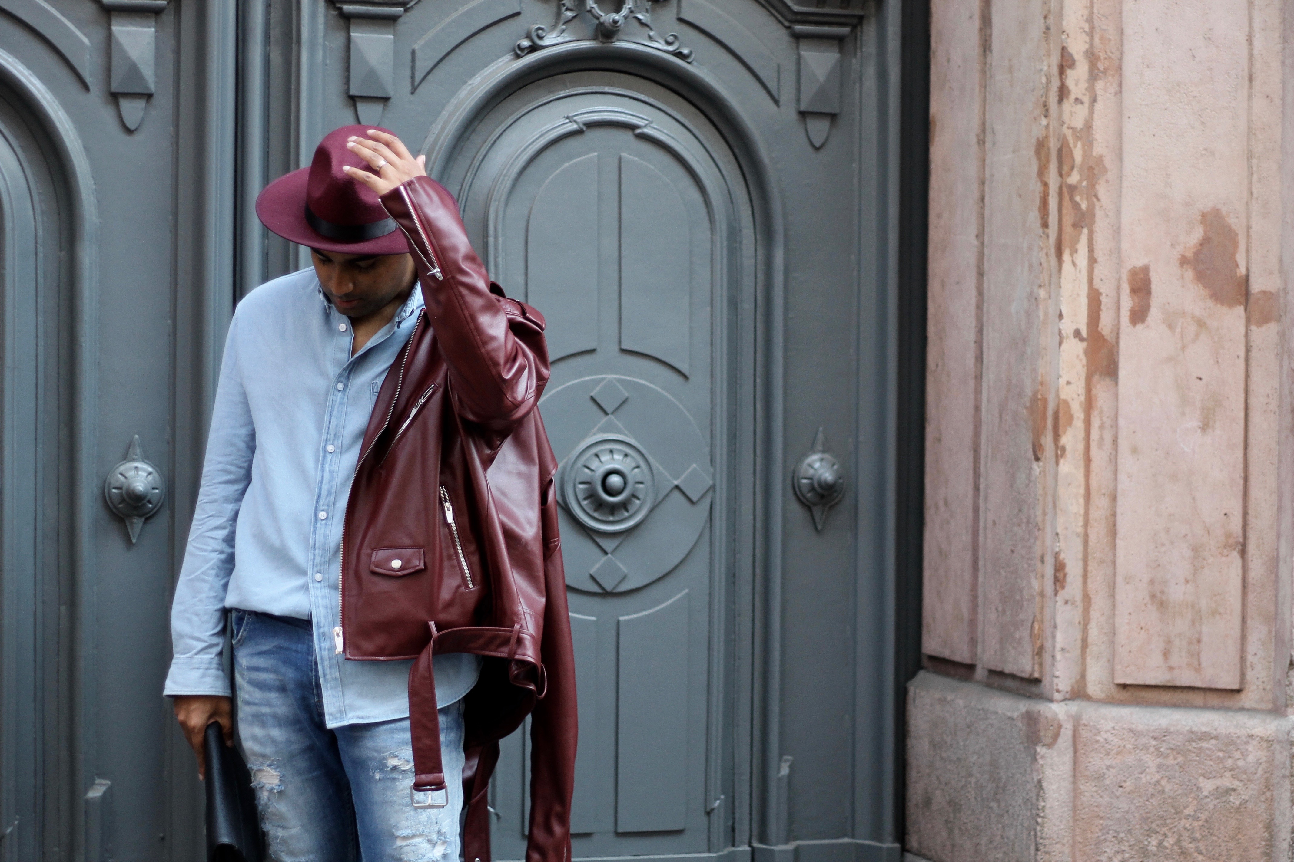 ENDOXIST - Menswear Blogger - Milan Fashion Week | Canadian Tuxedo - Street Style | Burgundy Leather