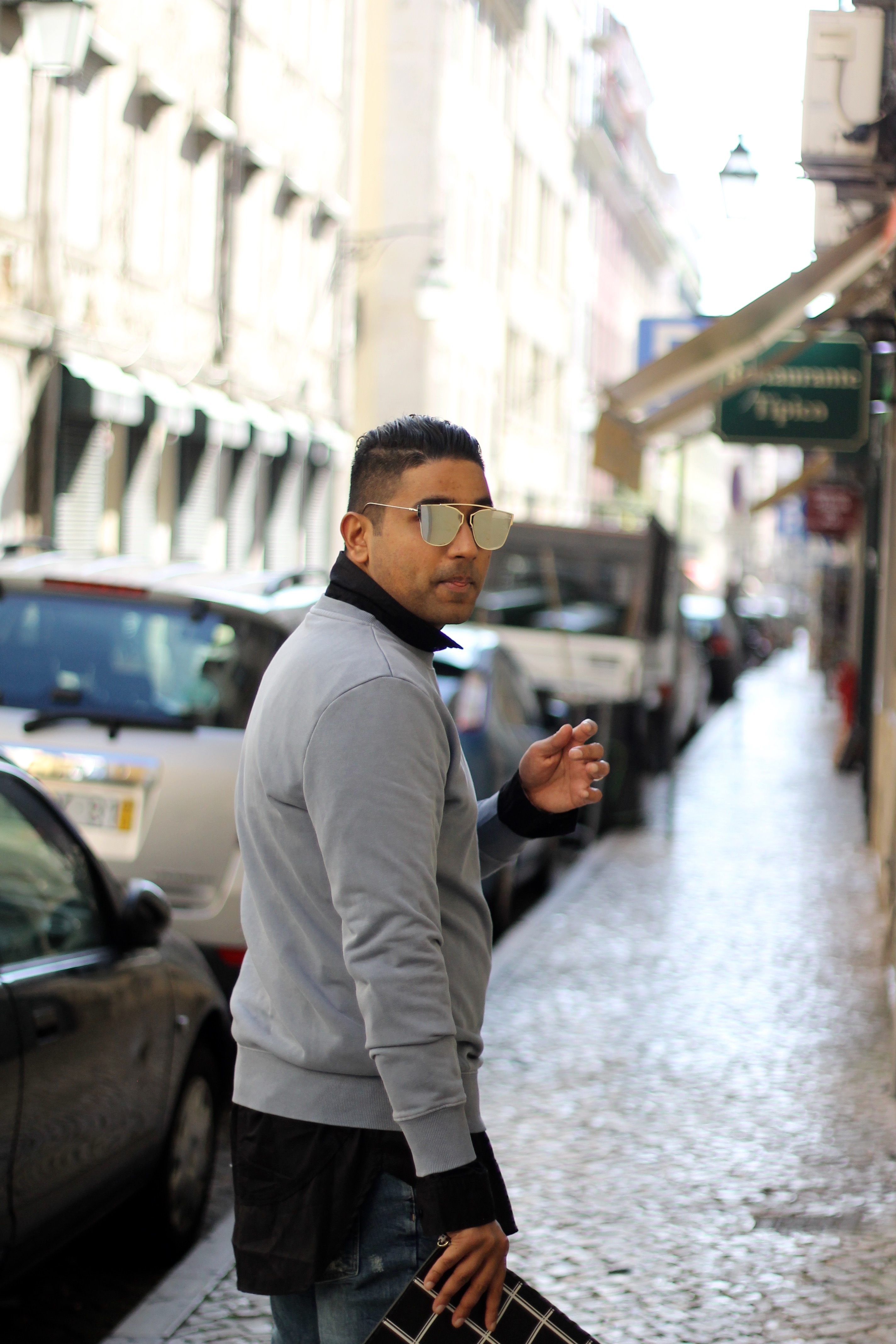 ENDOXIST | Menswear Blogger | Street Style | Aviator Teddy Jacket | Switzerland