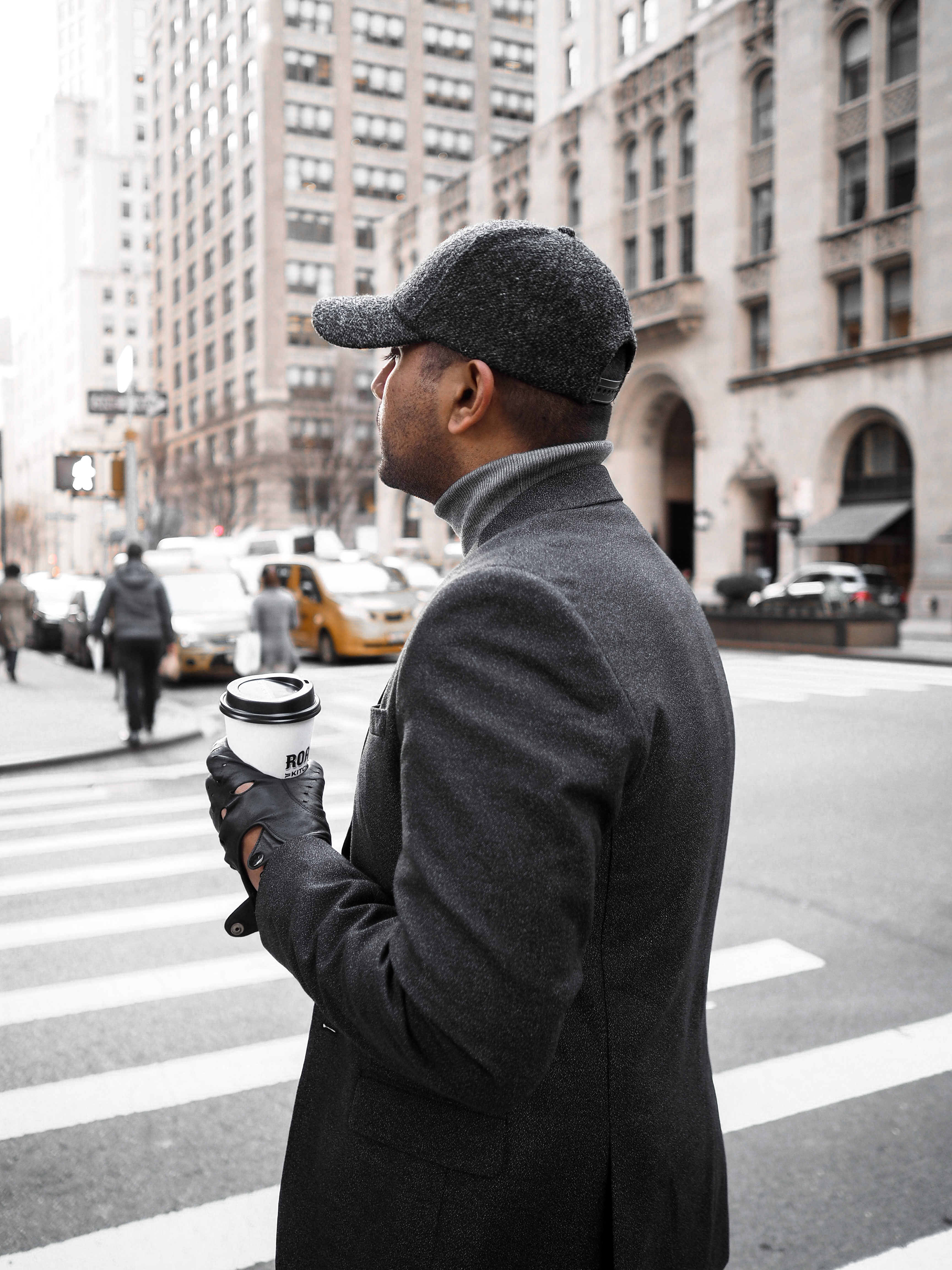 ENDOXIST | Street Style | New York | Manhattan Style | Suit & Sneakers | Luck Fate or Work | Menswear