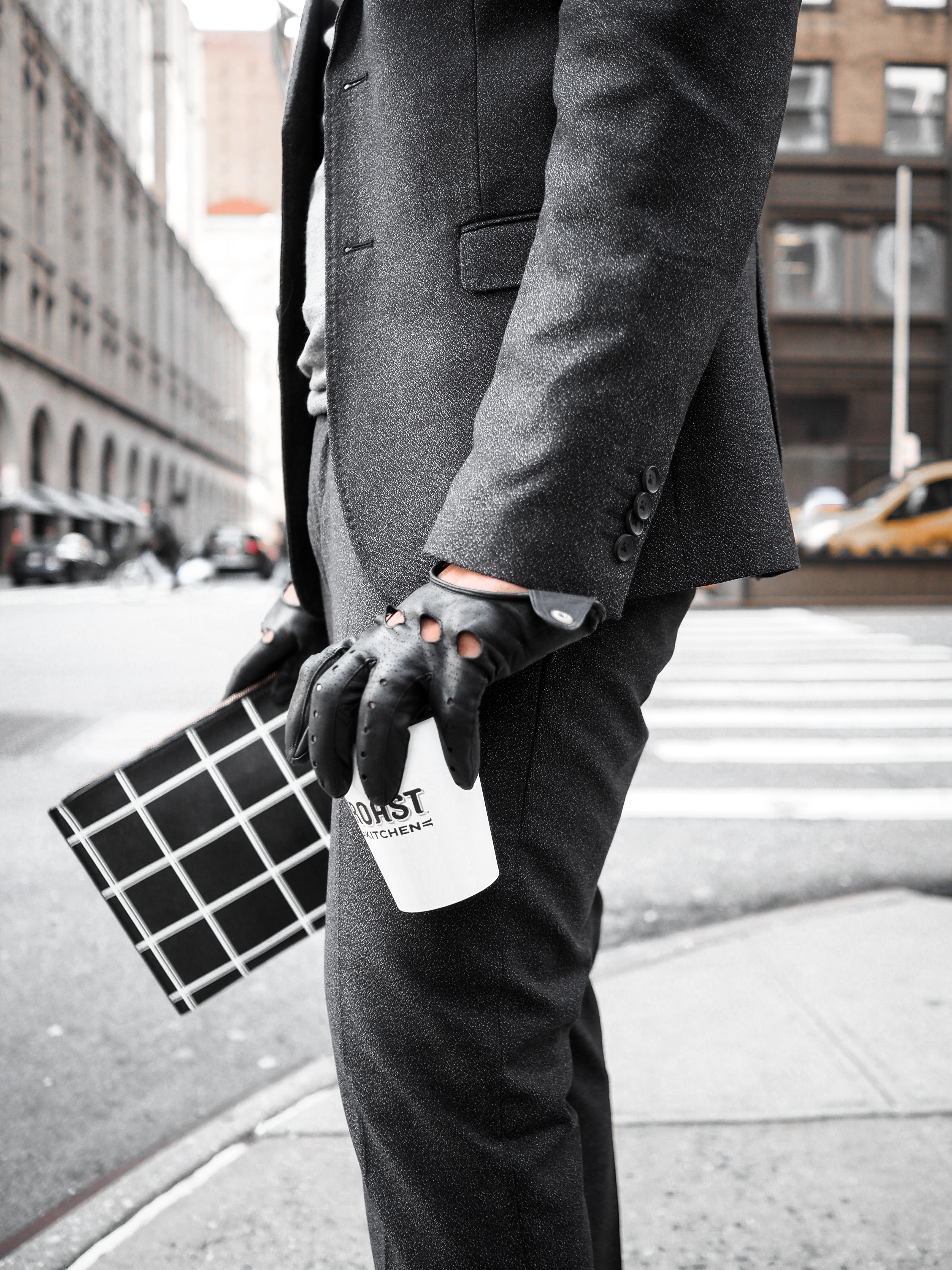 ENDOXIST | Street Style | New York | Manhattan Style | Suit & Sneakers | Luck Fate or Work | Menswear