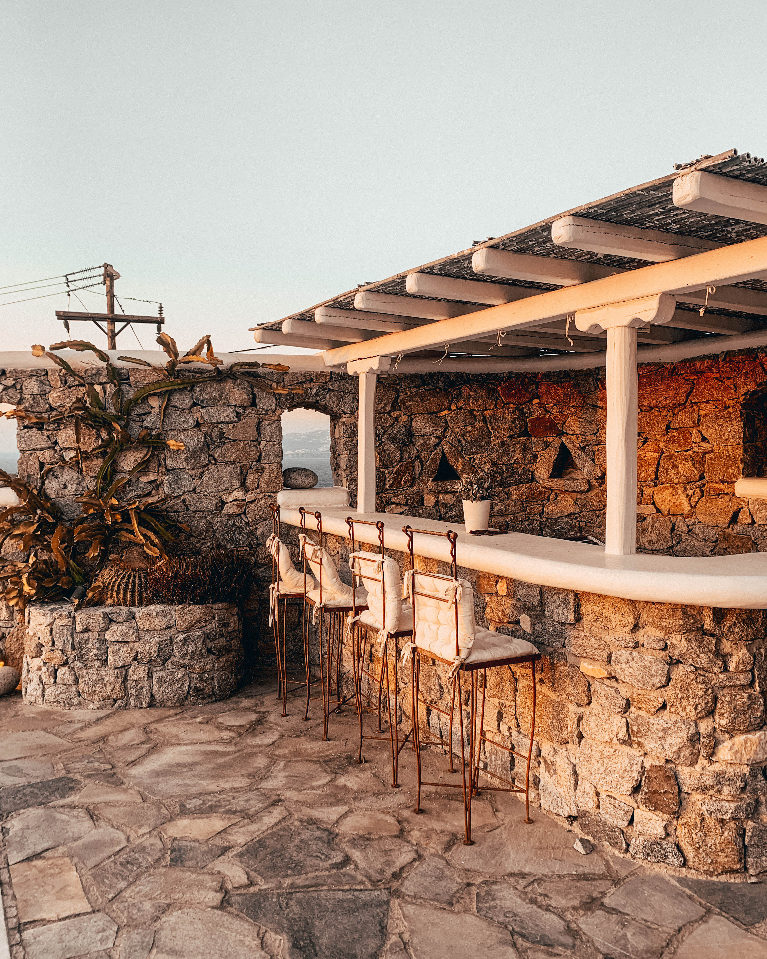 ENDOXIST | Luxury Hotels | Private Villa | Mykonos, Greece | Luxury Travel | Greek Sunset | Private Villa