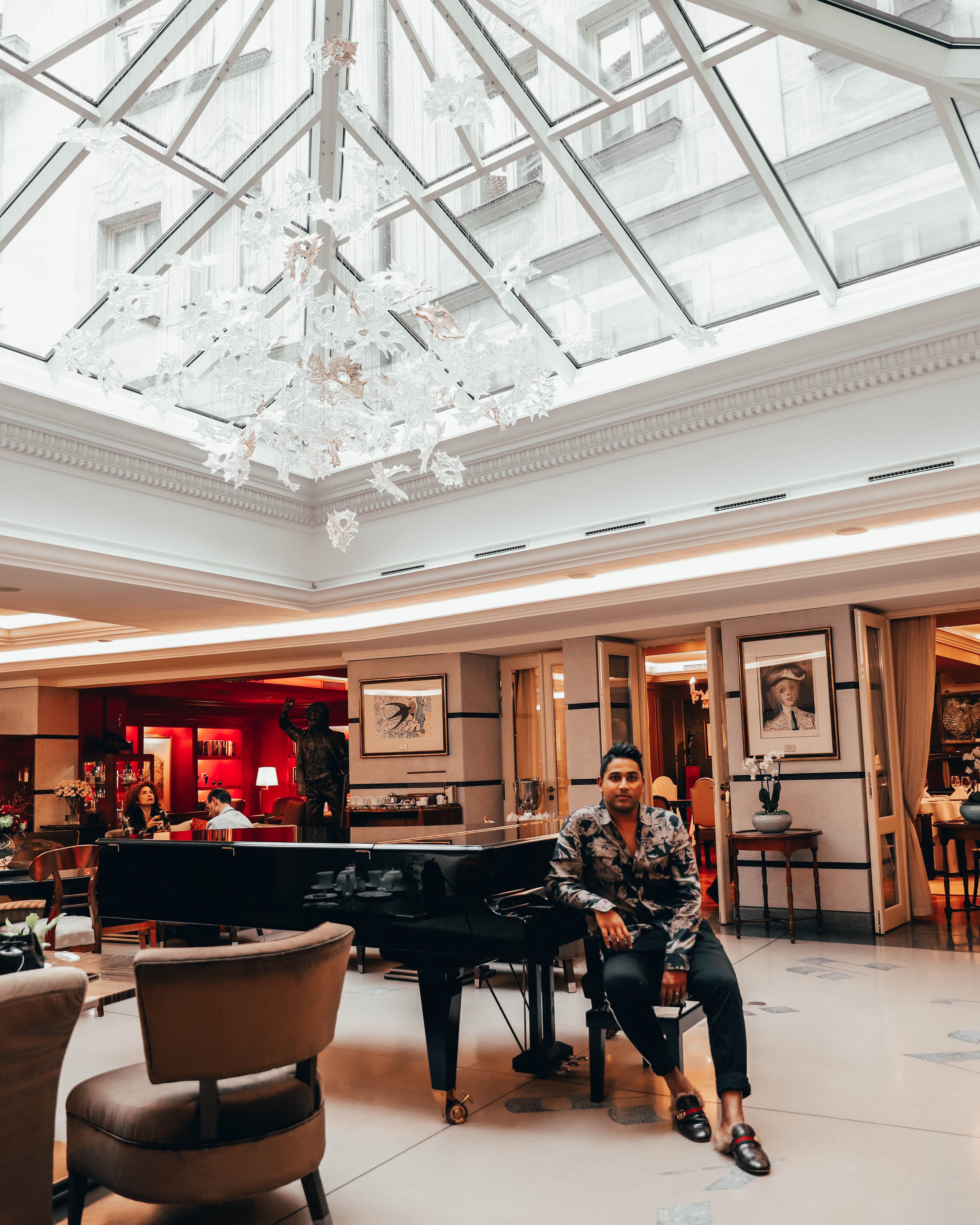 ENDOXIST | World Luxury Hotels | Prague Hotel | Aria Hotel Prague | Hotel Lobby