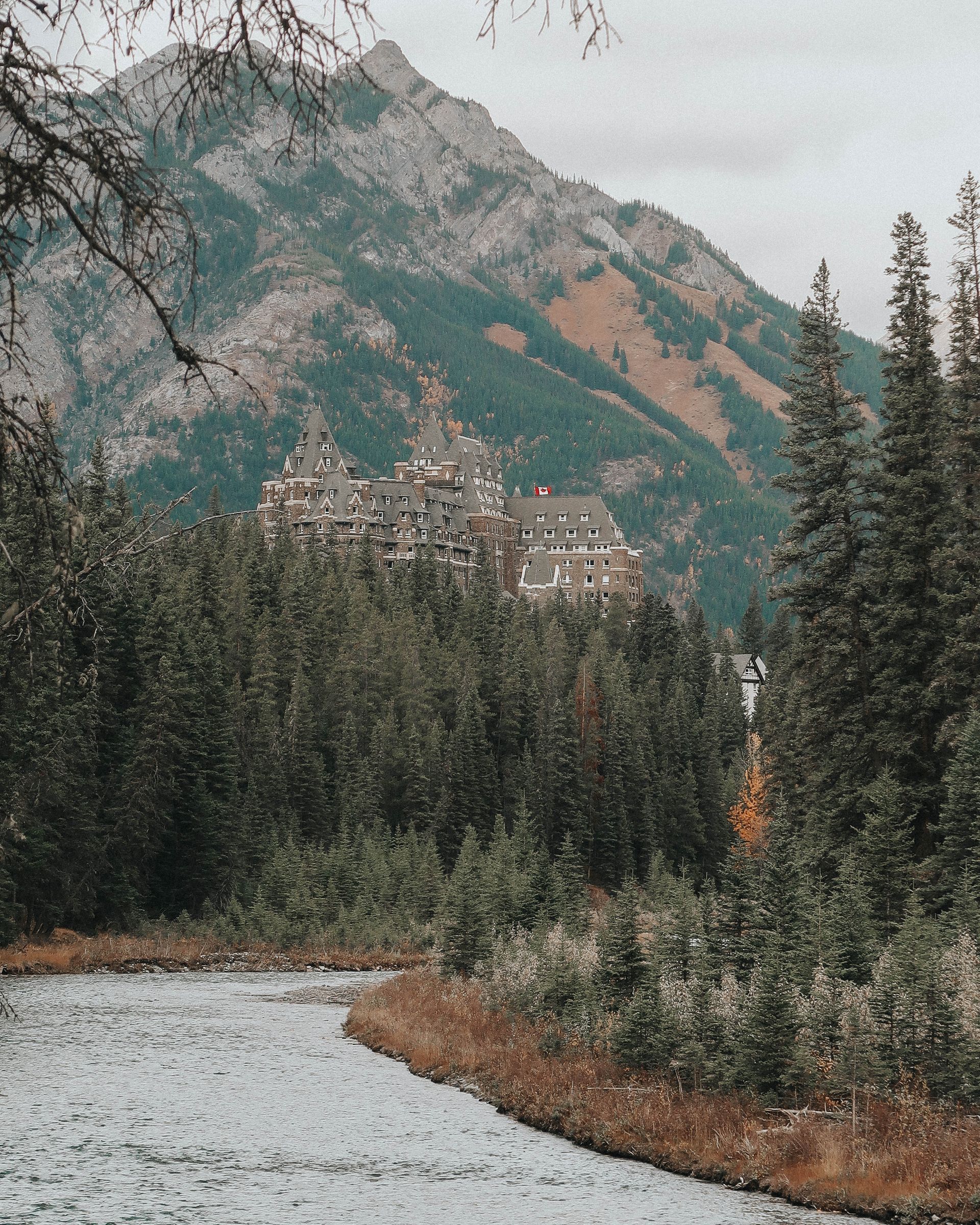 ENDOXIST | Luxury Hotels | Fairmont Banff Springs | Luxury in the Mountains